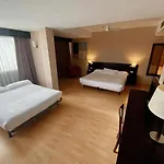 Hotel Ciudad De 3*